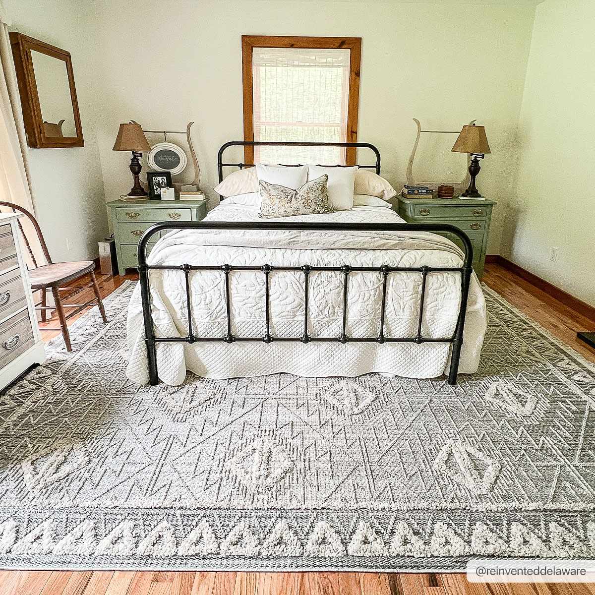 Agoo High-Low Pile Rustic Rug - Image 8