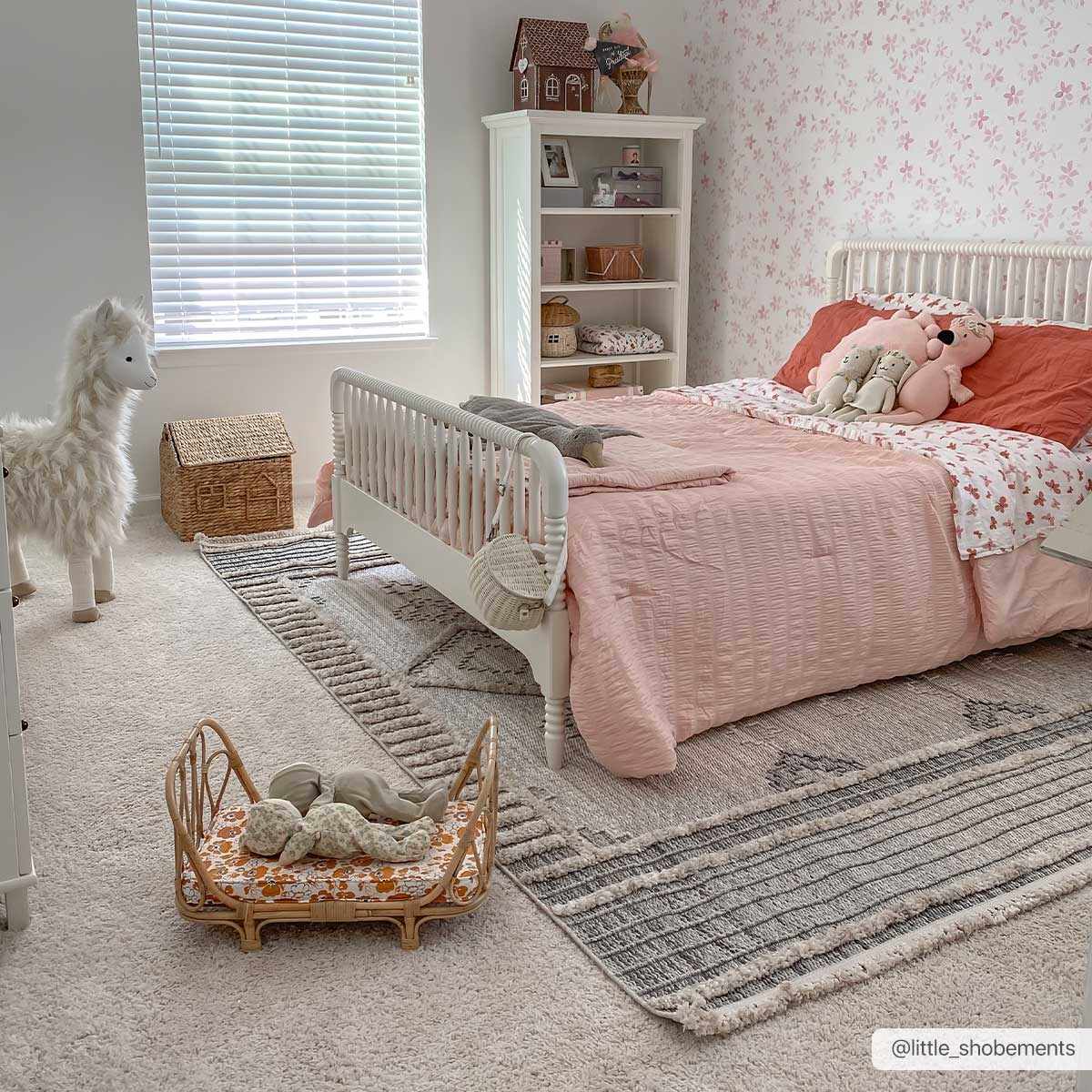 Amaga High-Low Rustic Rug - Image 5