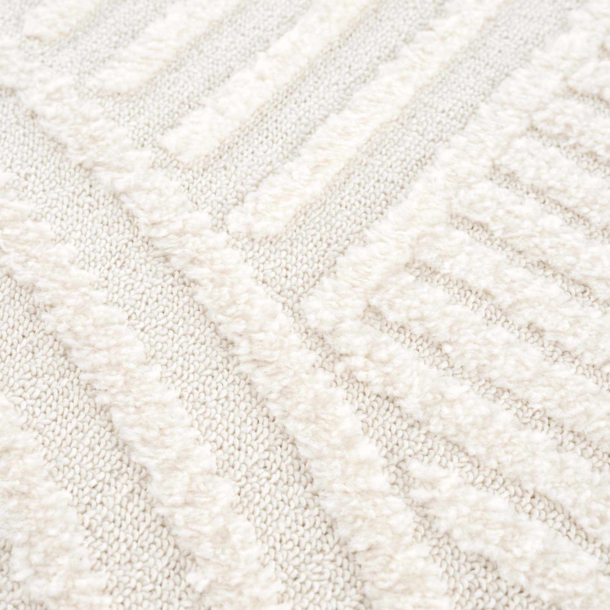 Guiling 3D Rainbow Area Rug with Tassels - Image 12