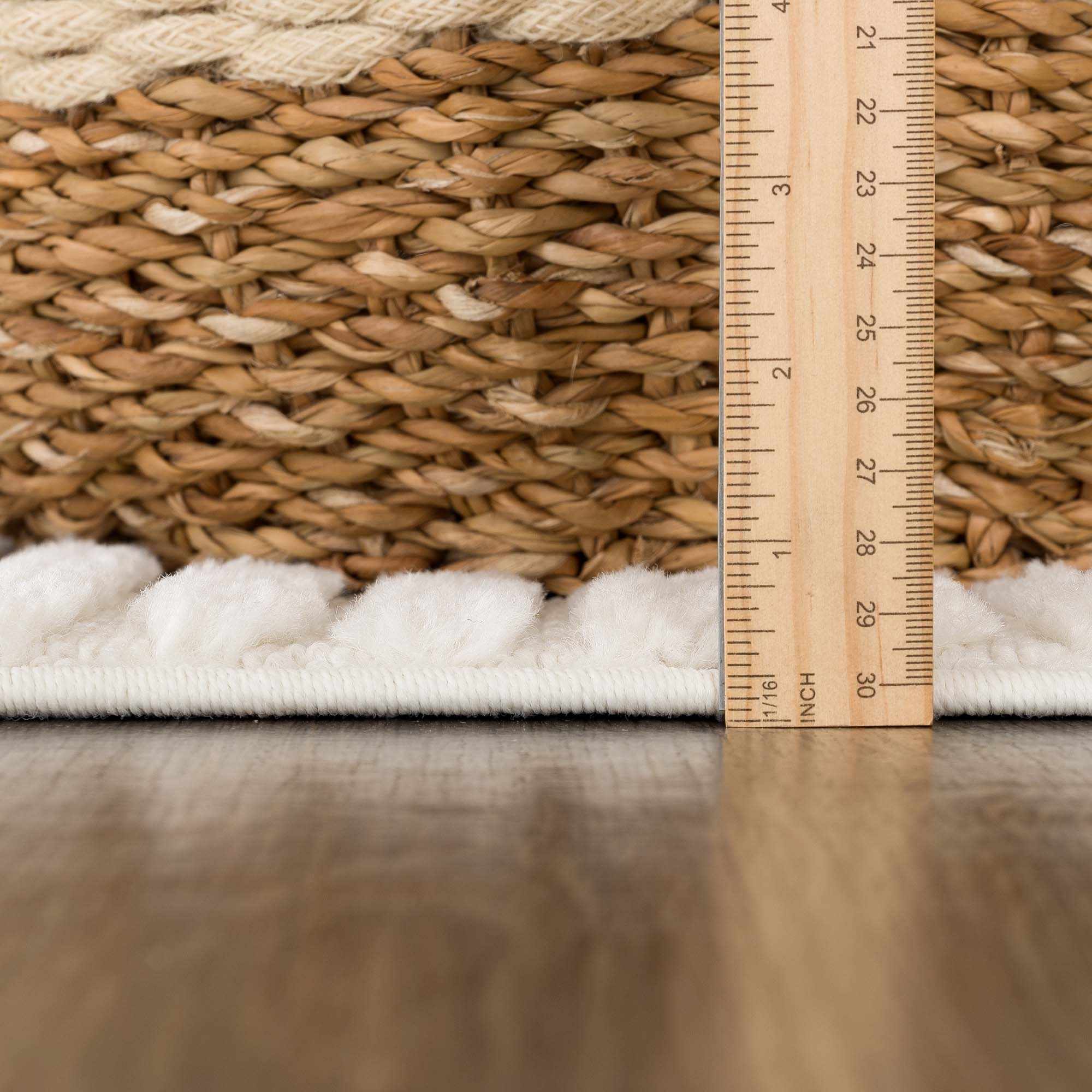 Guiling 3D Rainbow Area Rug with Tassels - Image 9