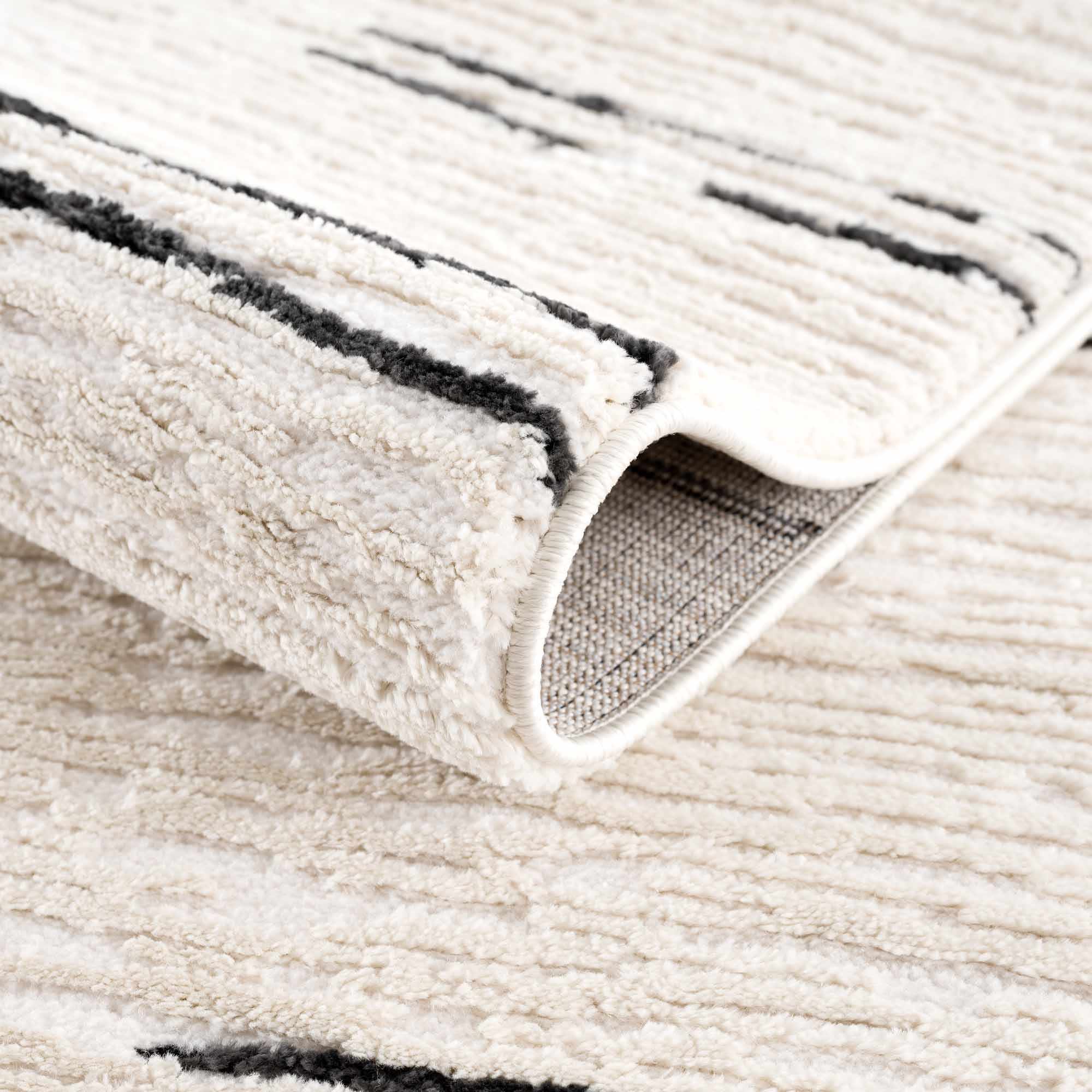 Riad Black Striped White Rug with Tassels - Image 7
